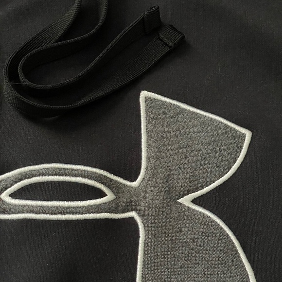 Under Armour Loose Black Women's / Junior Fleece Printed -Logo Hoodie Sz S/P - Picture 3 of 10